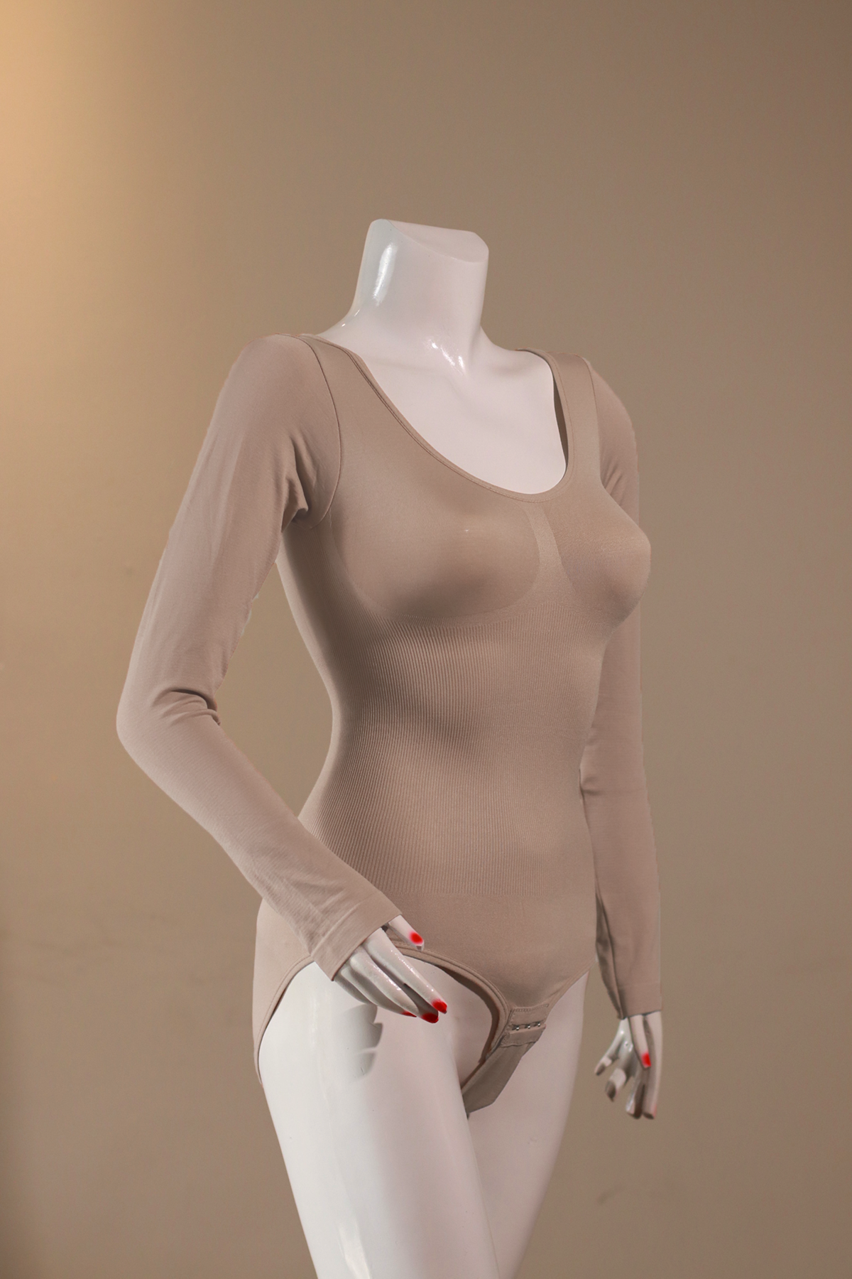 The Essential Long-Sleeve Body Shaper _ Beige