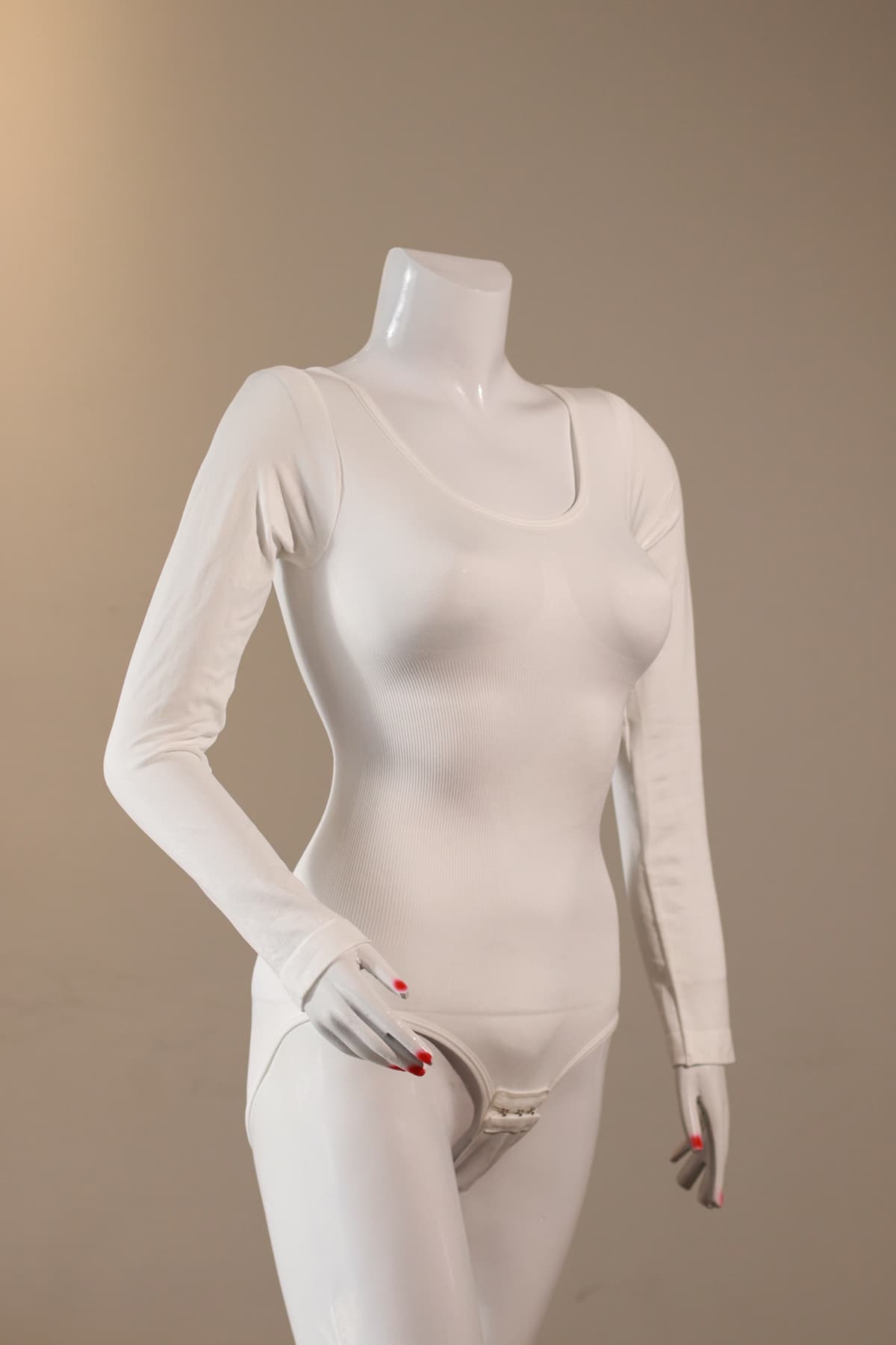 The Essential Long-Sleeve Body Shaper _ White